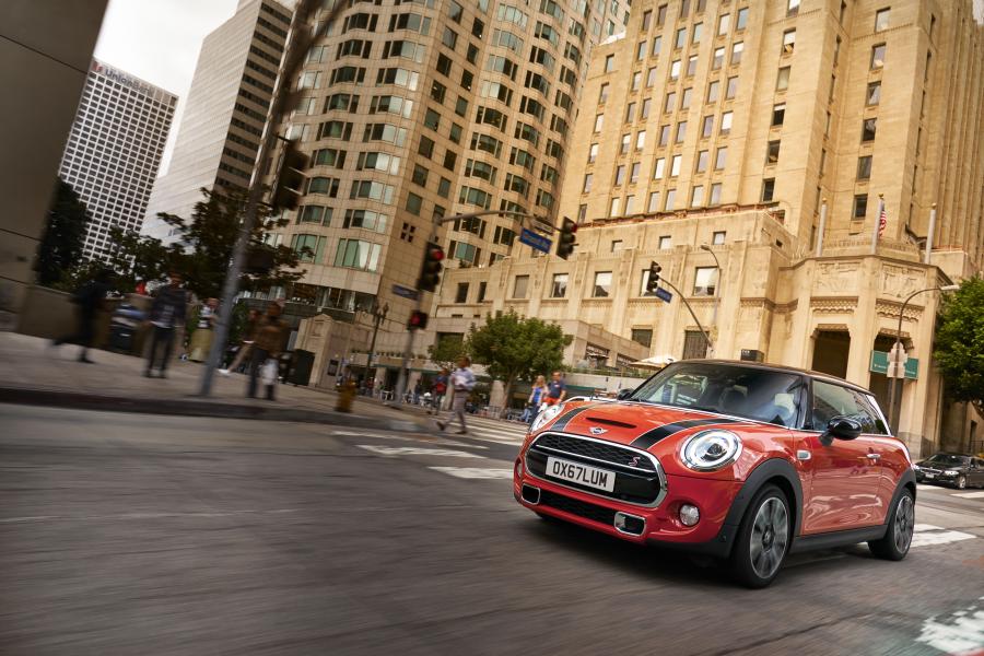  Mini Cooper S (F56) 2018 года  (WW) (фото 73 из 196)